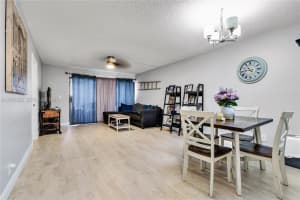 3777 NW 78th Ave APT 15A, Hollywood, FL 33024, - MLS#A12005525