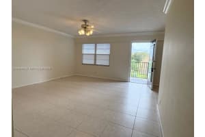 13155 Sw 7th Ct 402e, Pembroke Pines