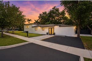 1810 NE 161st St, North Miami Beach, FL 33162, - MLS#A12005549