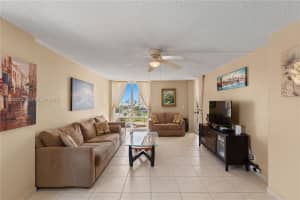 1600 S Ocean Dr APT 4G, Hollywood, FL 33019, - MLS#A12005571