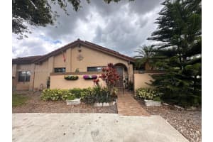 6633 NW 178th Terrace, Hialeah, FL 33015, - MLS#A12005598