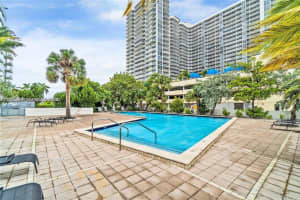 7545 E Treasure Dr APT 9H, North Bay Village, FL 33141, - MLS#A12005599