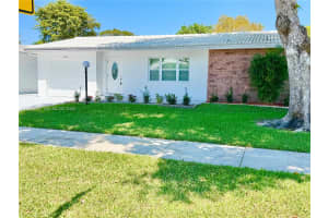 8581 NW 17th St, Plantation, FL 33322, - MLS#A12005606