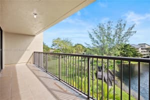 6601 SW 116th Ct APT 404, Miami, FL 33173, - MLS#A12005631