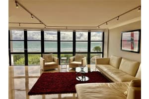 6423 Collins Ave Apt 306, Miami Beach, FL 33141, - MLS#A12005656