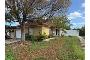 12390 Sw 217th St, Miami