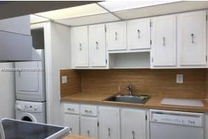 220 Lakeview Dr APT 203, Weston, FL 33326, - MLS#A12005665