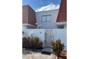 10720 Nw 7th St 7a, Miami