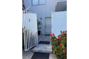 10720 NW 7th St APT 7A, Miami, FL 33172, - MLS#A12005681