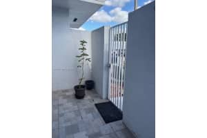 10720 NW 7th St APT 7A, Miami, FL 33172, - MLS#A12005681