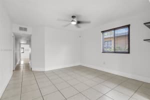 944 SW 10th Ave, Miami, FL 33130, - MLS#A12005690