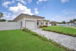 12901 SW 265th St, Princeton, FL 33032, - MLS#A12005697