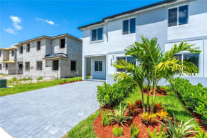 22445 Sw 125th Ave 18a, Miami