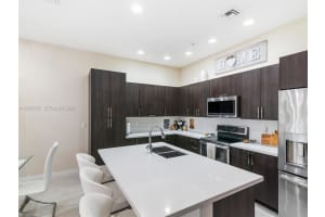 12417 NW 17th Manor, Pembroke Pines, FL 33028, - MLS#A12005707