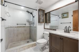 711 S Hollybrook Dr APT 209, Pembroke Pines, FL 33025, - MLS#A12005712