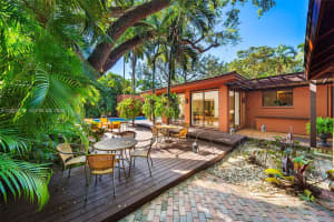 5627 Granada Blvd, Coral Gables, FL 33146, - MLS#A12005716
