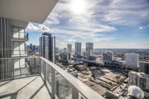 851 Ne 1st Ave 3106, Miami