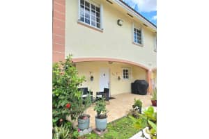 6755 NW 182nd St APT 104, Hialeah, FL 33015, - MLS#A12005769