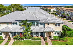 5040 Eucalyptus Dr Unit 2, Hollywood, FL 33021, - MLS#A12005786