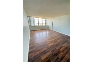 2025 Ne 164th St 1007, North Miami Beach
