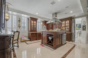 600 Coral Wy FL 5, Coral Gables, FL 33134, - MLS#A12005789