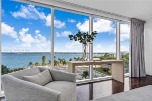 2101 Brickell Ave 306, Miami