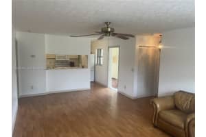 6553 Se Federal Hwy 10-102, Stuart
