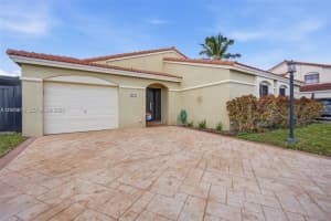 561 SW 87th Ct, Miami, FL 33174, - MLS#A12005810