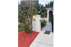 4268 NE 9th St, Homestead, FL 33033, - MLS#A12005819