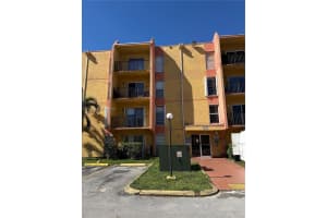 4845 Nw 7th St 307-5, Miami
