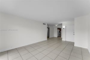 7560 SW 82nd St APT G112, Miami, FL 33143, - MLS#A12005839