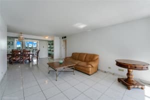 231 174th St APT 617, Sunny Isles Beach, FL 33160, - MLS#A12005844