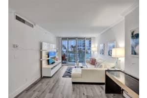 MLS# A12005869, Hollywood, Florida 33019