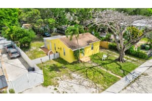 1085 NE 128th St, North Miami, FL 33161, - MLS#A12005880