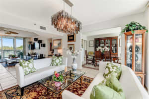 5900 Collins Ave APT 402, Miami Beach, FL 33140, - MLS#A12005890