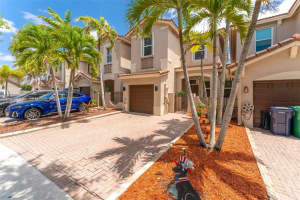 945 SW 154th Ct, Miami, FL 33194, - MLS#A12005900