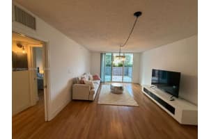 1155 Brickell Bay Dr 606, Miami