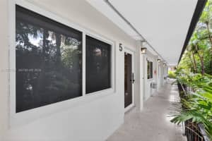 428 Collins Ave APT 5, Miami Beach, FL 33139, - MLS#A12005907