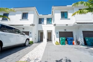 MLS# A12005911, Homestead, Florida 33032