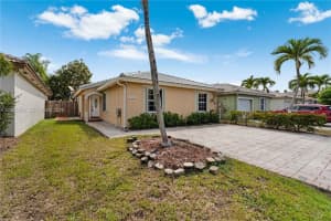 10523 Sw 161st Pl, Miami