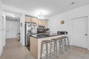1111 SW 1st Ave APT 1217, Miami, FL 33130, - MLS#A12005956