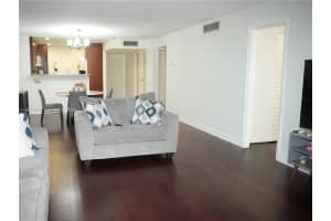 6001 N Falls Cir Dr APT 203, Lauderhill, FL 33319, - MLS#A12005970