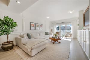 120 Salamanca Ave 3b, Coral Gables