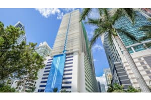 1200 Brickell Bay Dr 1910, Miami