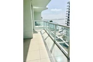 218 Se 14th St 903, Miami