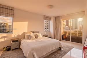 901 Brickell Key Blvd APT 1009, Miami, FL 33131, - MLS#A12006038