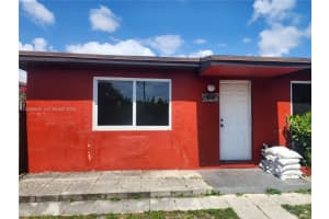 2513 Lincoln St, Hollywood, FL 33020, - MLS#A12006065