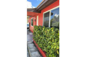 2513 Lincoln St, Hollywood, FL 33020, - MLS#A12006065