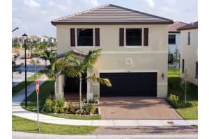 3506 W 106th Ter, Hialeah