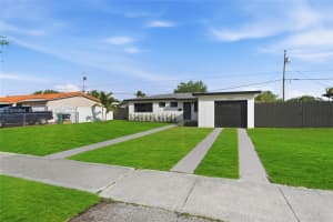 9660 Dominican Dr, Cutler Bay, FL 33189, - MLS#A12006094